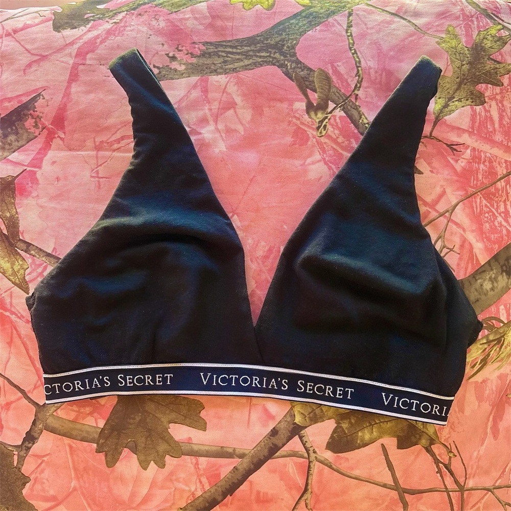 Victoria's Secret Black Wireless Logo Band Triangle Bralette